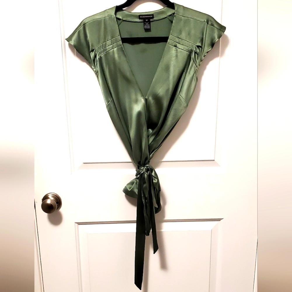 2/$85  100% sill green wrap top